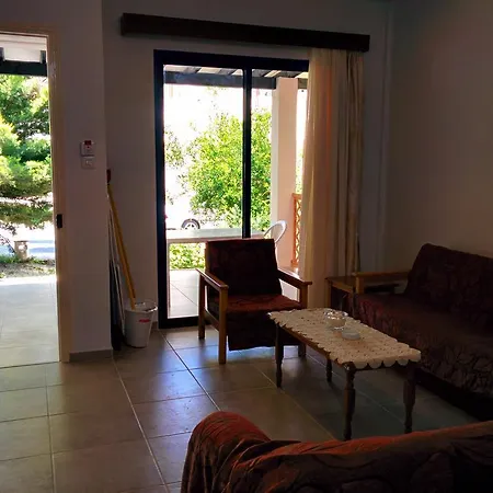 Aparthotel Zoe's Court 3*