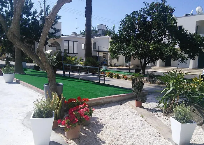 Zoe's Court Lejlighedshotel Klorakas