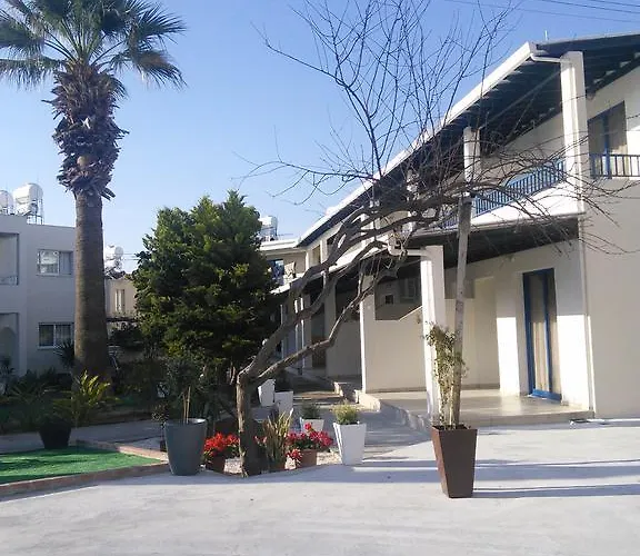 Lejlighedshotel Zoe's Court 3*