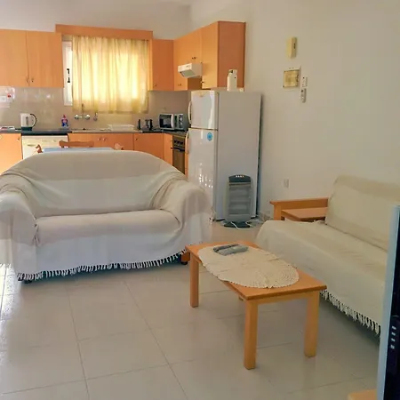 Apartmanhotel Zoe's Court 3*