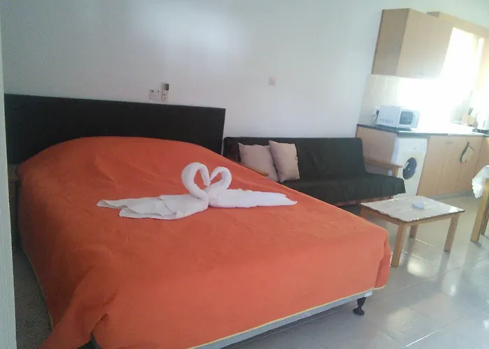 Aparthotel Zoe's Court 3*