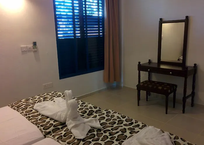 Zoe's Court Aparthotel